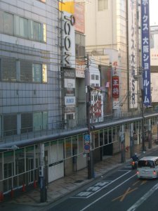 中野無線の兄ちゃん、元気かなぁ。